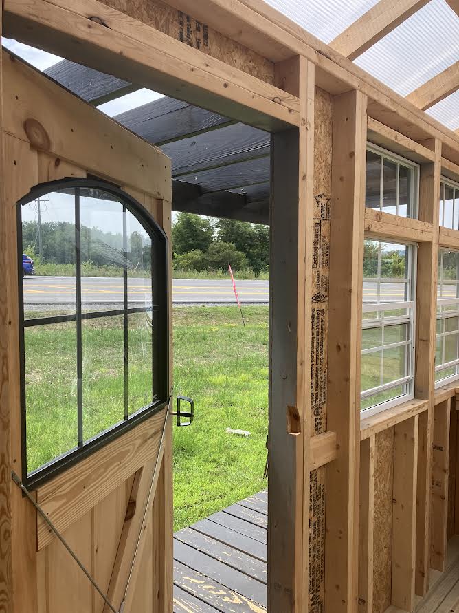 10x20 Greenhouse/Potting Shed - 24PB140 Horn