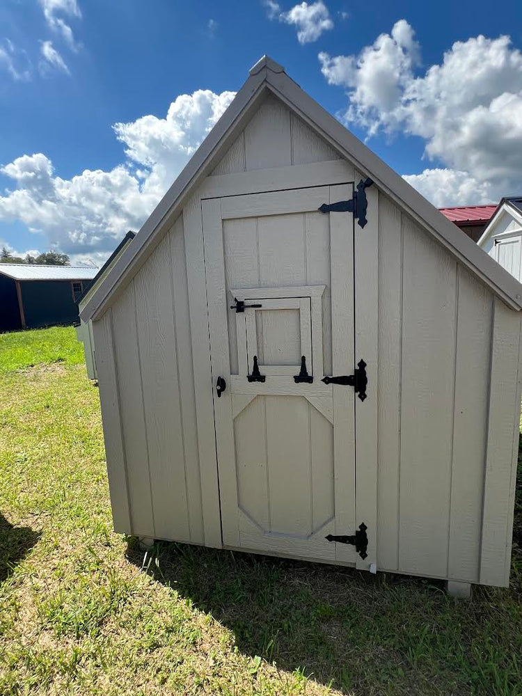 6x8 Chicken Coop - 24PB118 Horn