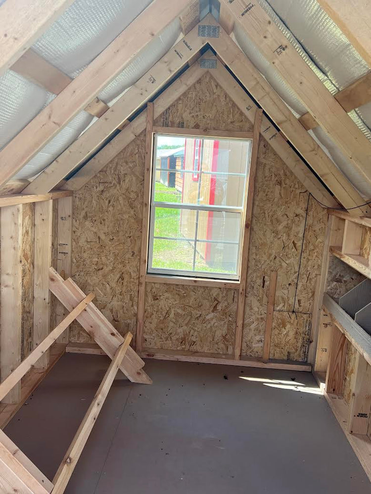 6x8 Chicken Coop - 24PB118 Horn