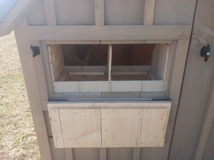 25PB04 Coop 8x12