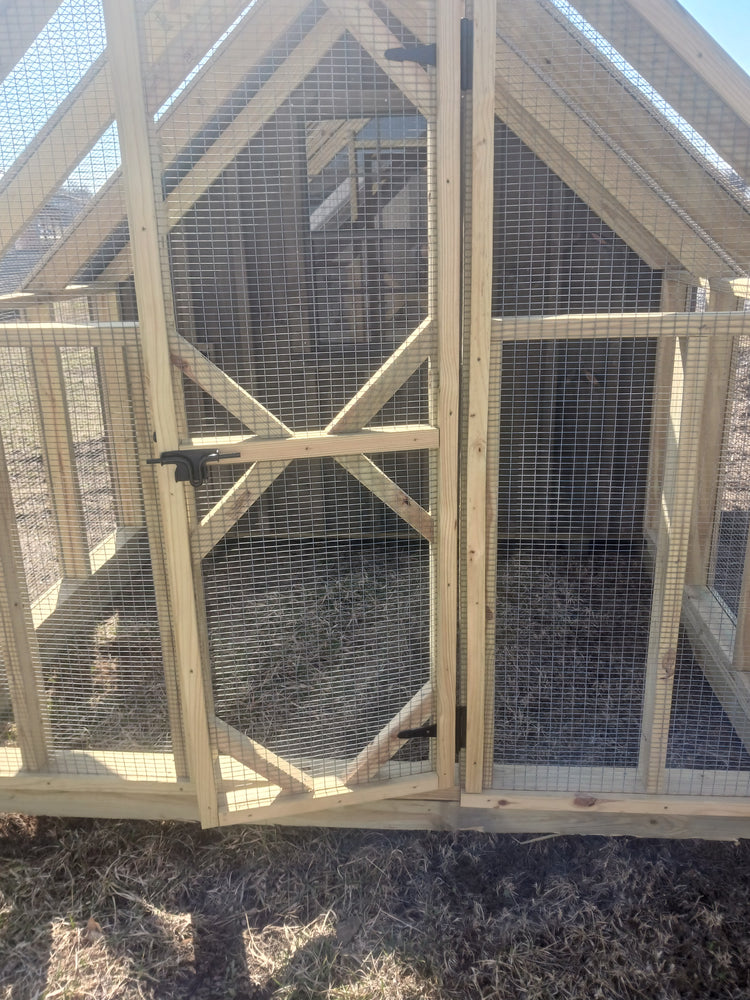 25PB05 8x12 Coop
