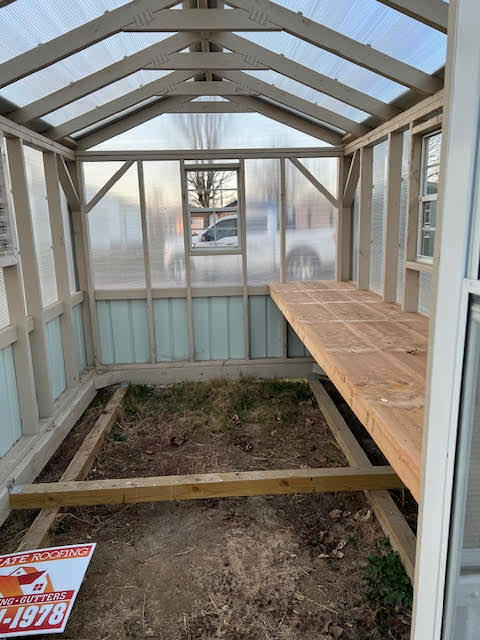 8X12 - Greenhouse 23PB142 MM