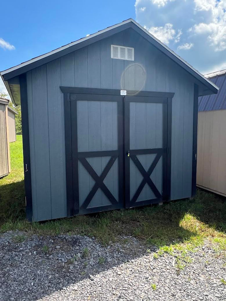 10x10 BARN 22M4127 Horn